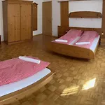 Ledererwirt Hotel *