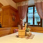 Ledererwirt Hotel *