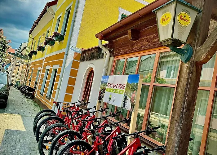 Ledererwirt 酒店 圣兰布雷希特