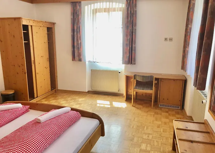 Ledererwirt 酒店 圣兰布雷希特